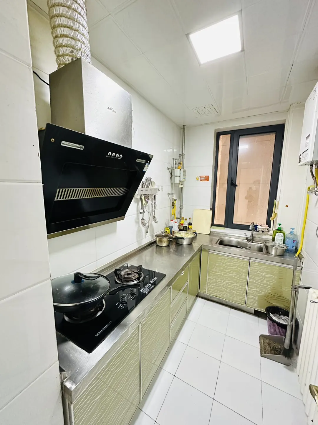 郑州金锣湾朝南主卧带飘窗急租|无中介费