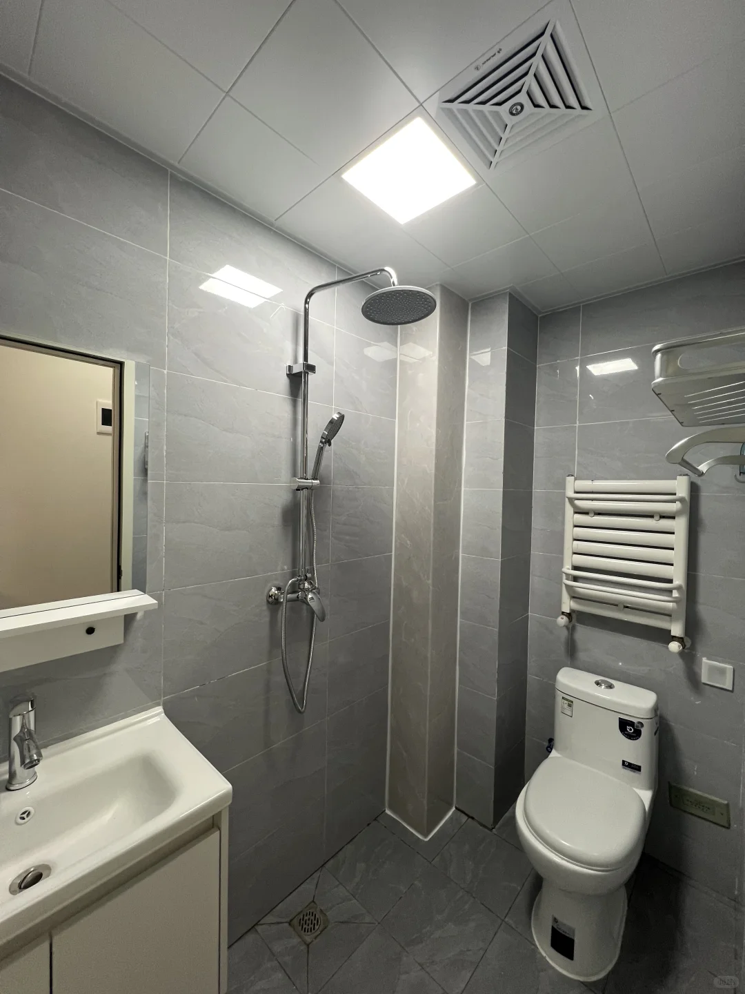 郑州金水区国贸正弘城房东直租