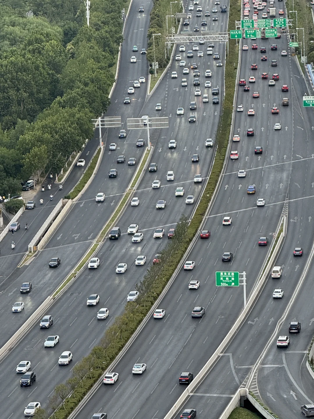 郑州不愧是北方省会第一城，城建非常大气！！