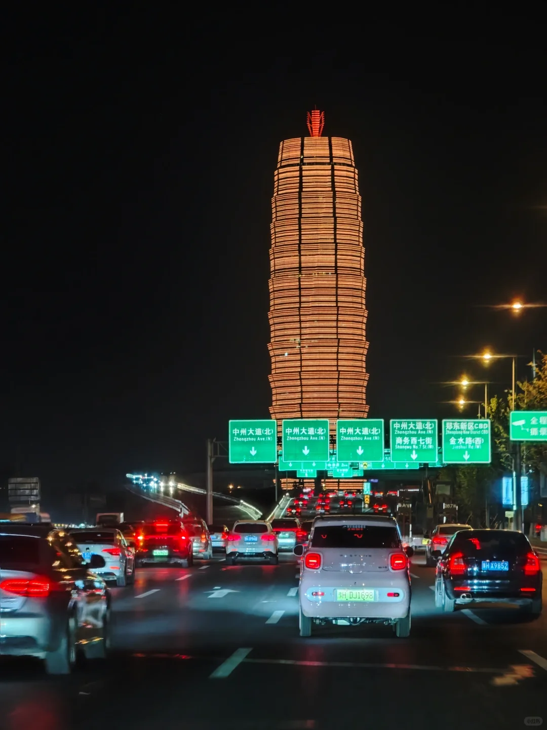 谁还没拍过city walk！