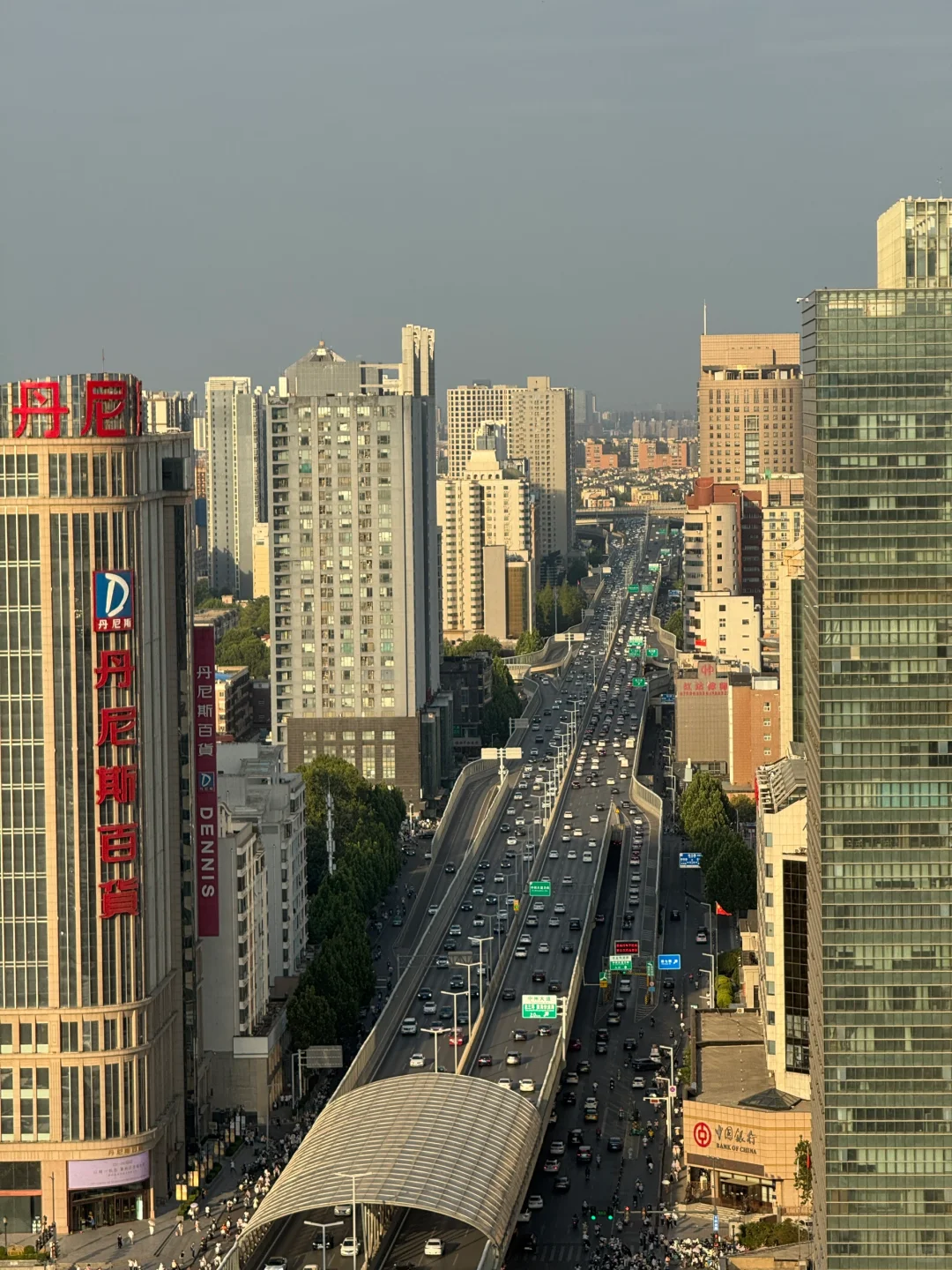 郑州不愧是北方省会第一城，城建非常大气！！