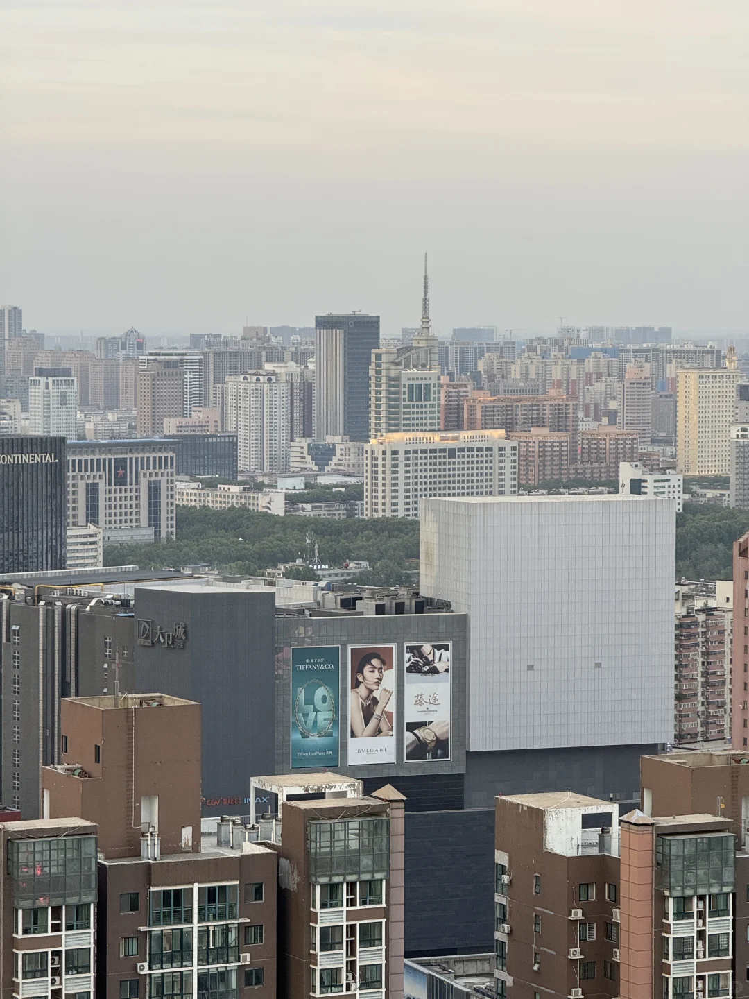 郑州不愧是北方省会第一城，城建非常大气！！