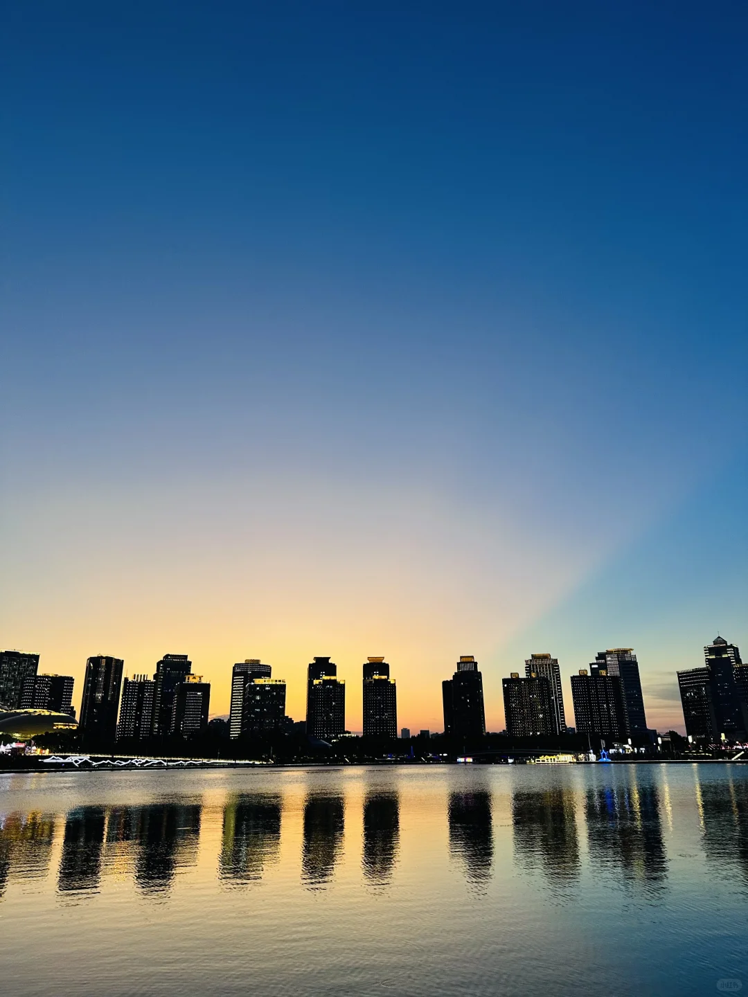 📍打卡Zheng Zhou｜郑州·大玉米楼