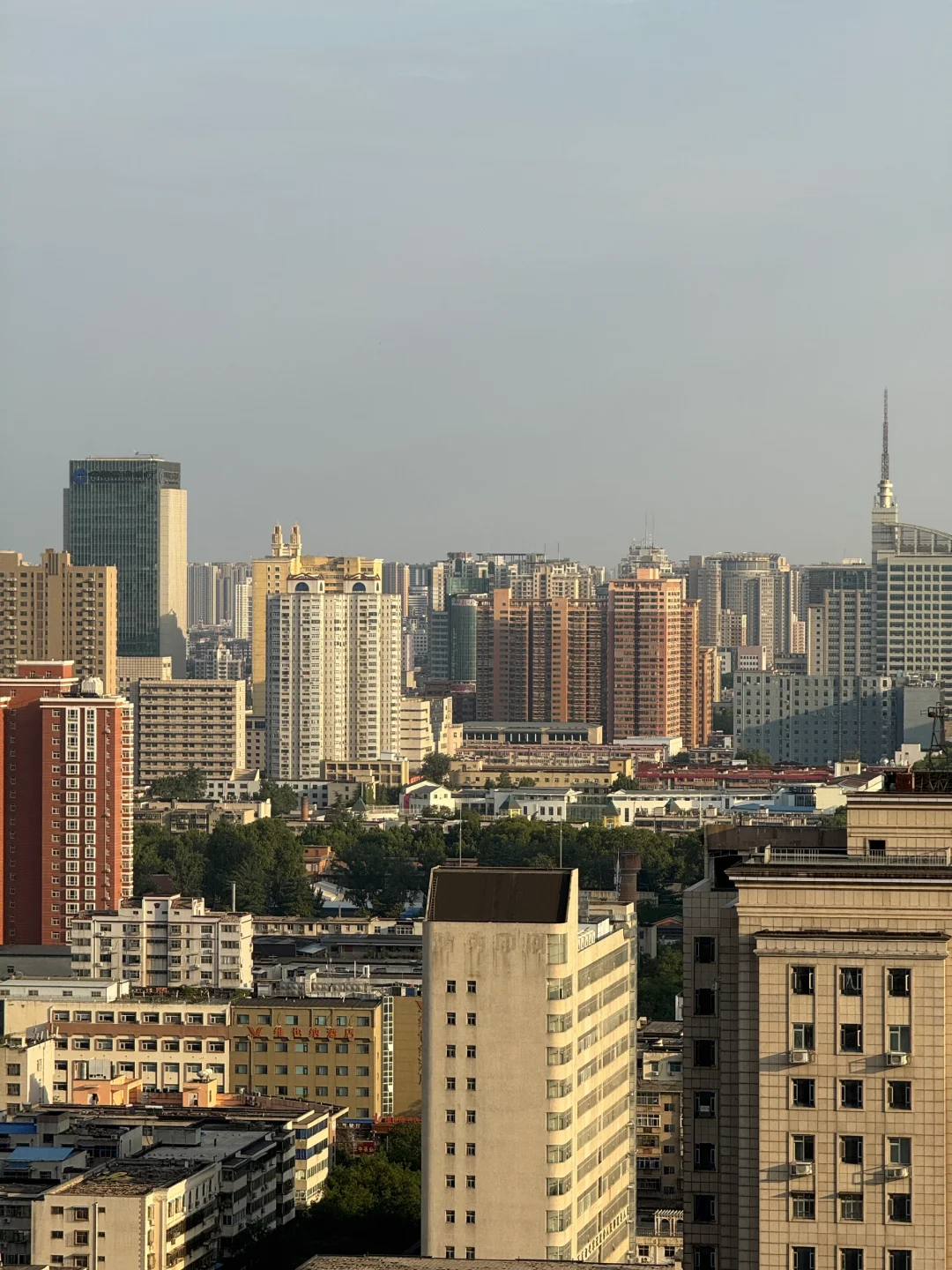 郑州不愧是北方省会第一城，城建非常大气！！