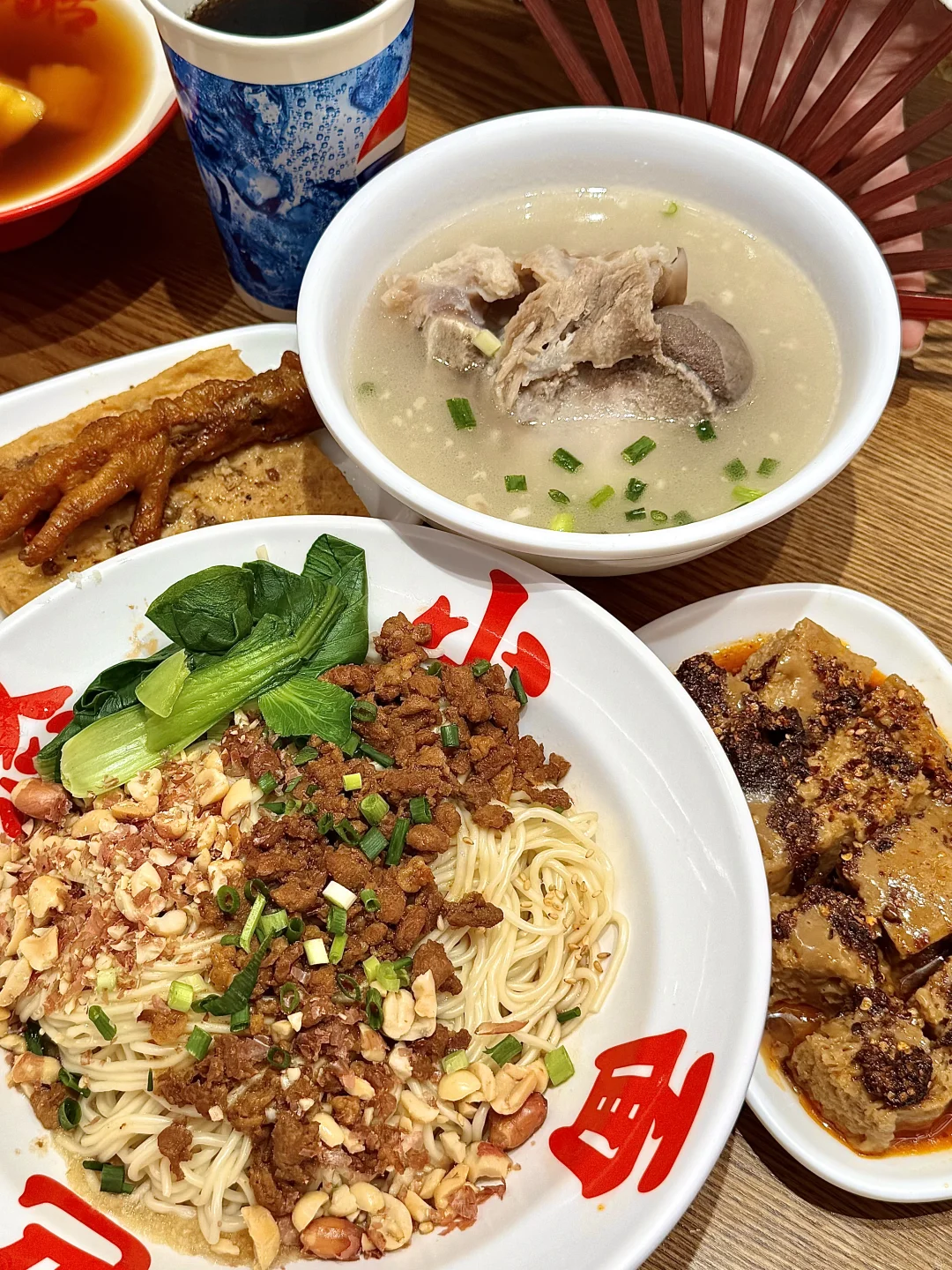 郑州这家小面 我愿称之为“碳水刺客”！！