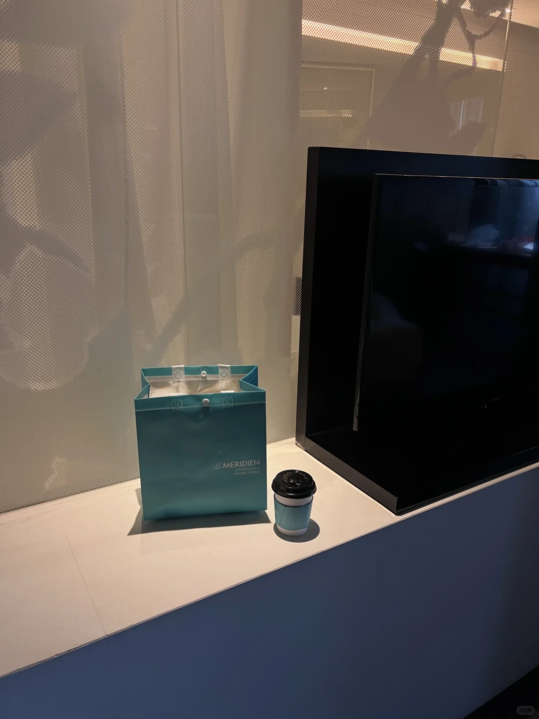 女大学生躺酒店之郑州建业艾美🏨