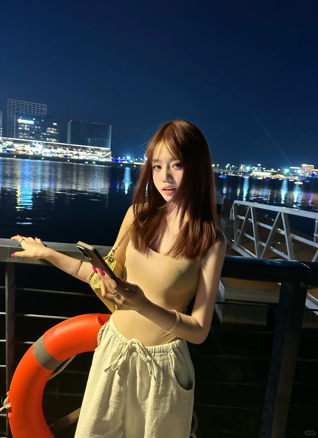 不在巴黎在郑州金融岛