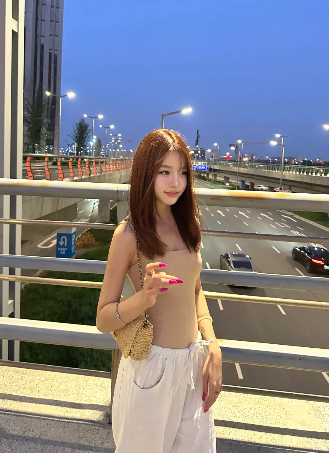 不在巴黎在郑州金融岛