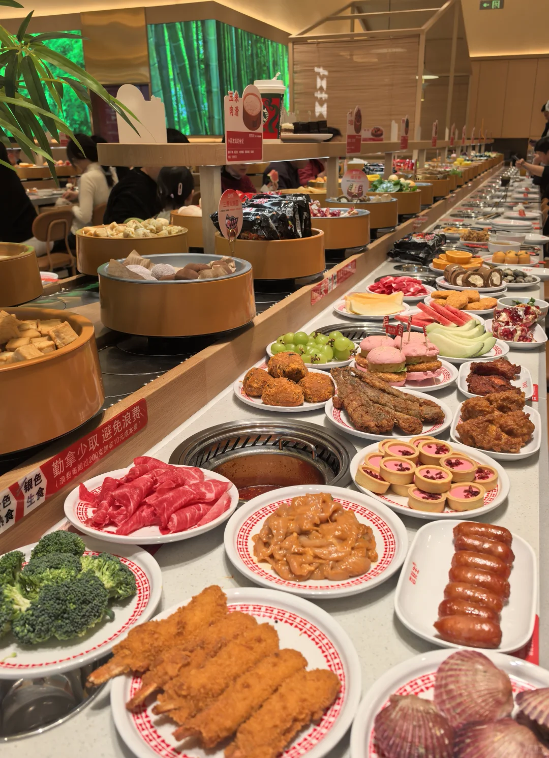 在安阳/这家火锅店 背后有高人指点吧