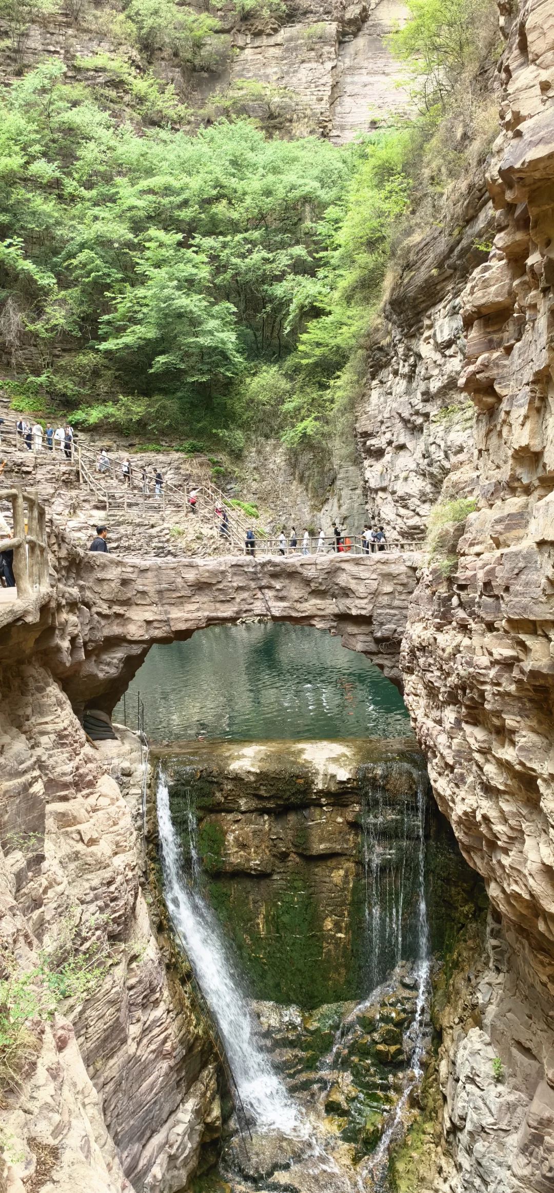 到了太行山，才知道中国的雄浑