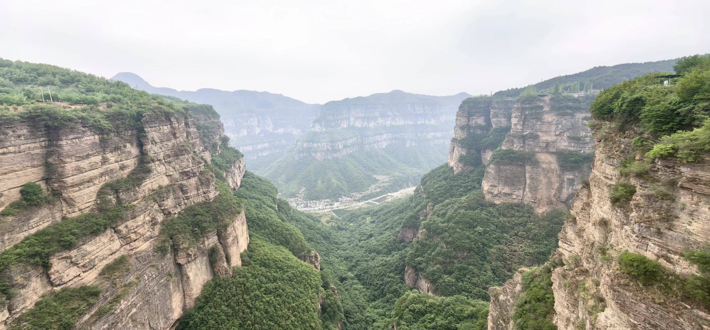 到了太行山，才知道中国的雄浑