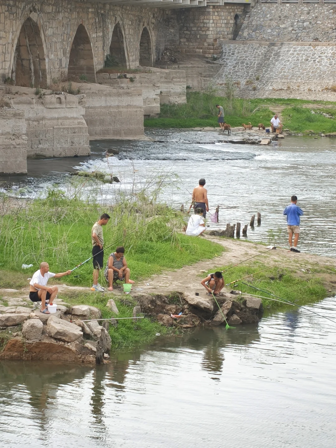 垂钓安阳桥下