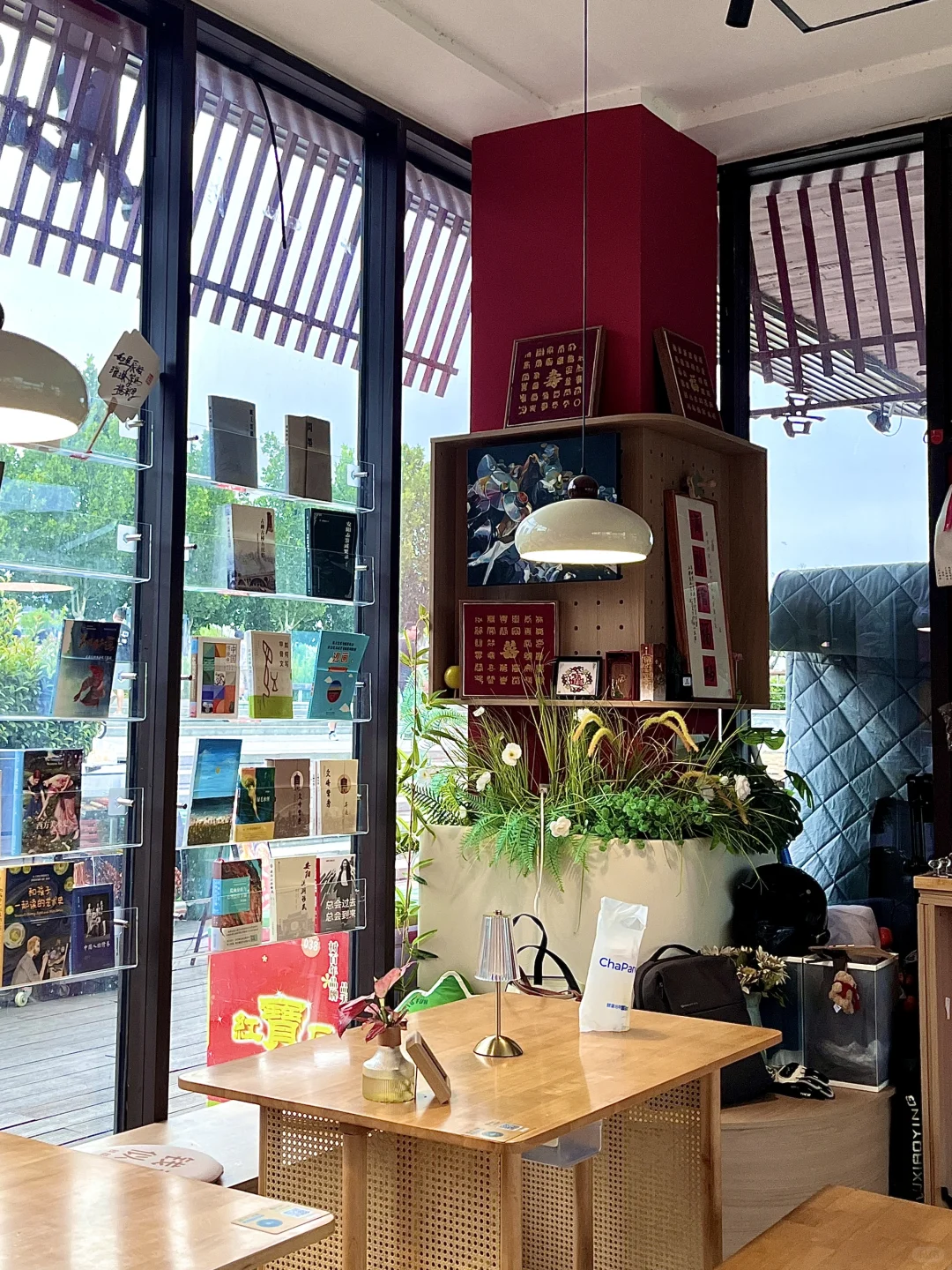 安阳最casual的湖边小店😭好chill。。。