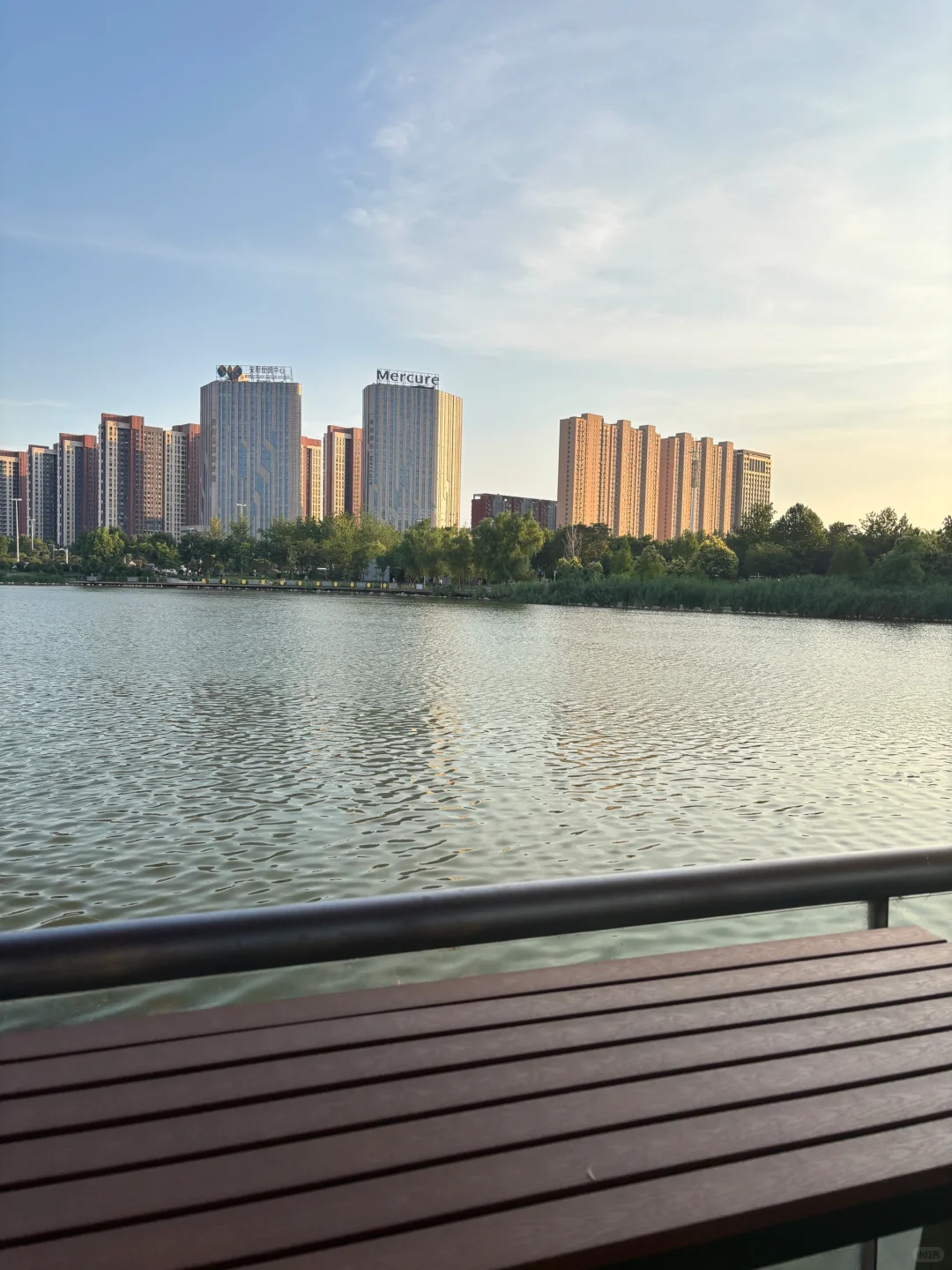 安阳这家湖边这家咖啡店好舒服🌇