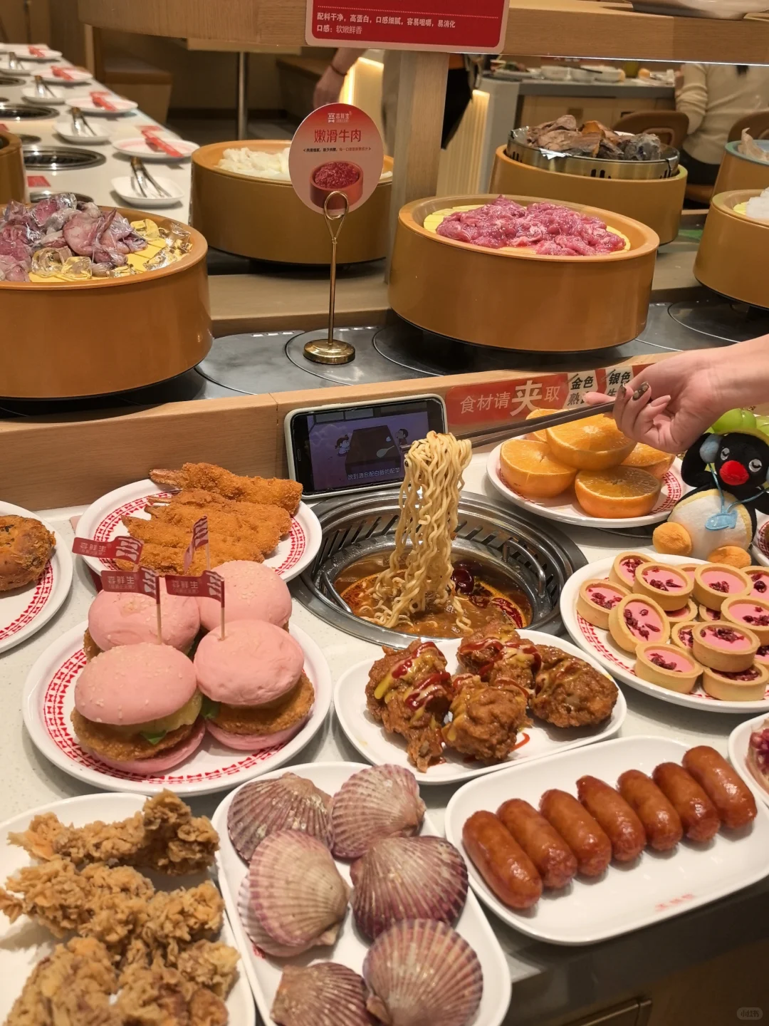 在安阳/这家火锅店 背后有高人指点吧