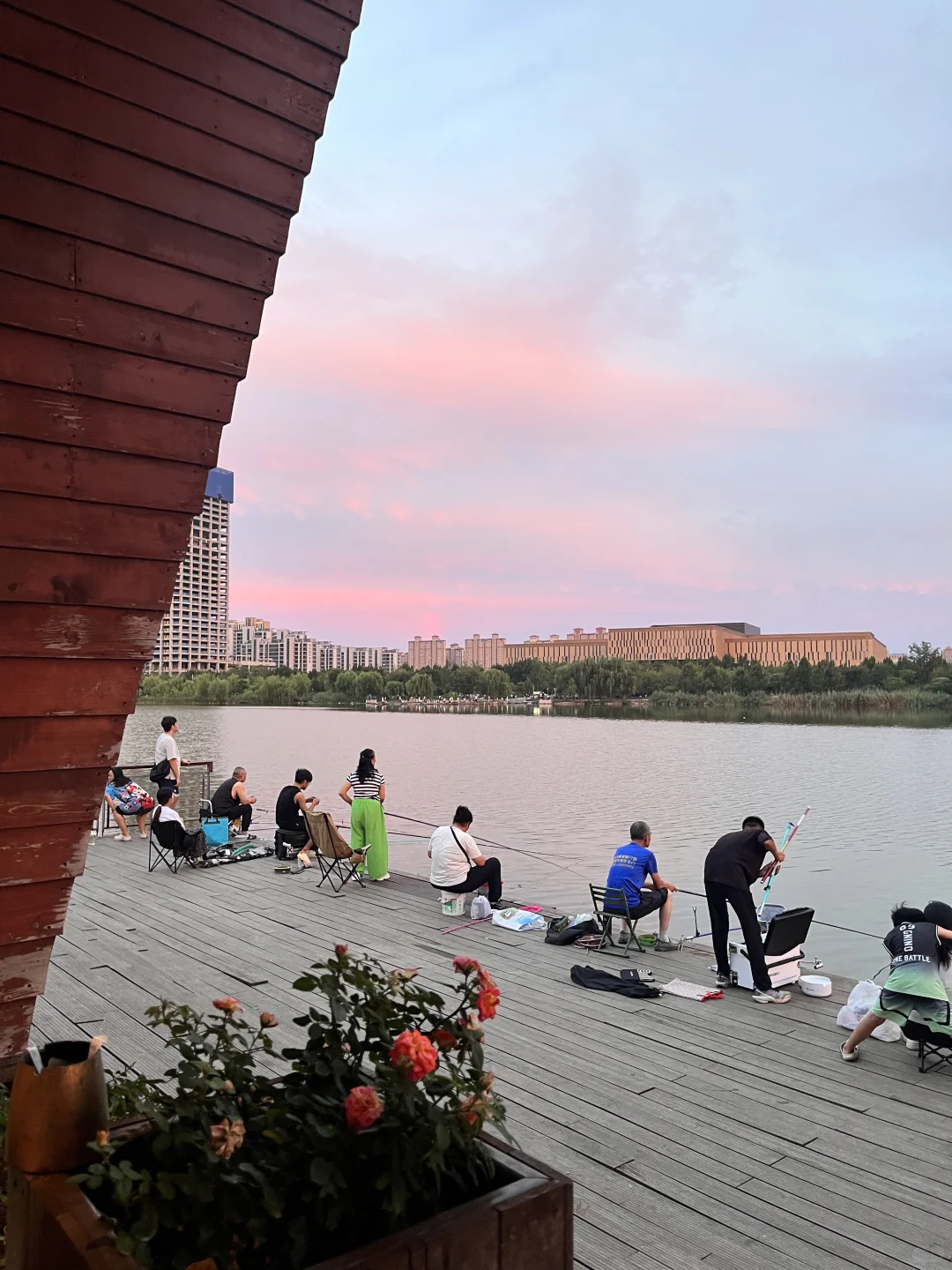 安阳最casual的湖边小店😭好chill。。。