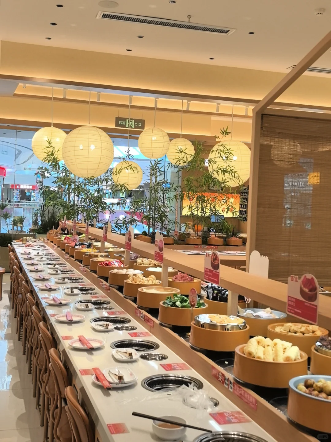 在安阳/这家火锅店 背后有高人指点吧