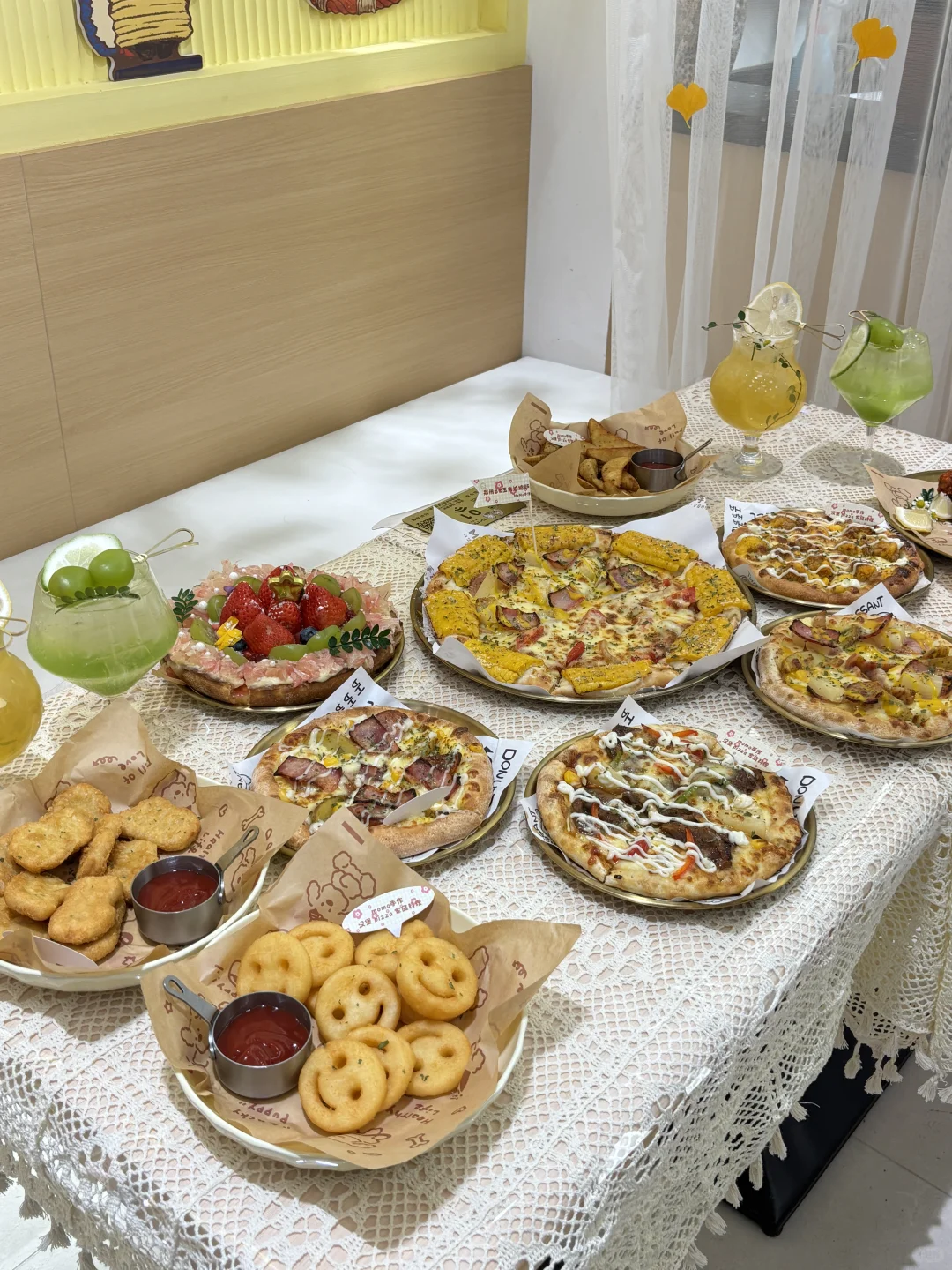 郑州首家玉米边披萨，披萨界真的卷出新高度！