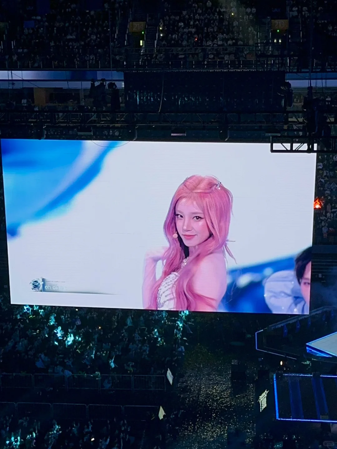 宋雨琦来郑州啦！！！这个小表情太有魅惑了