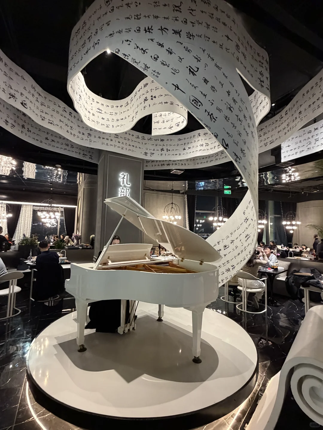 郑州你以为很贵！！实则很便宜的漂亮饭。。。