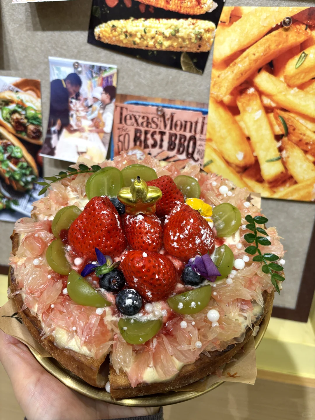 郑州首家玉米边披萨，披萨界真的卷出新高度！