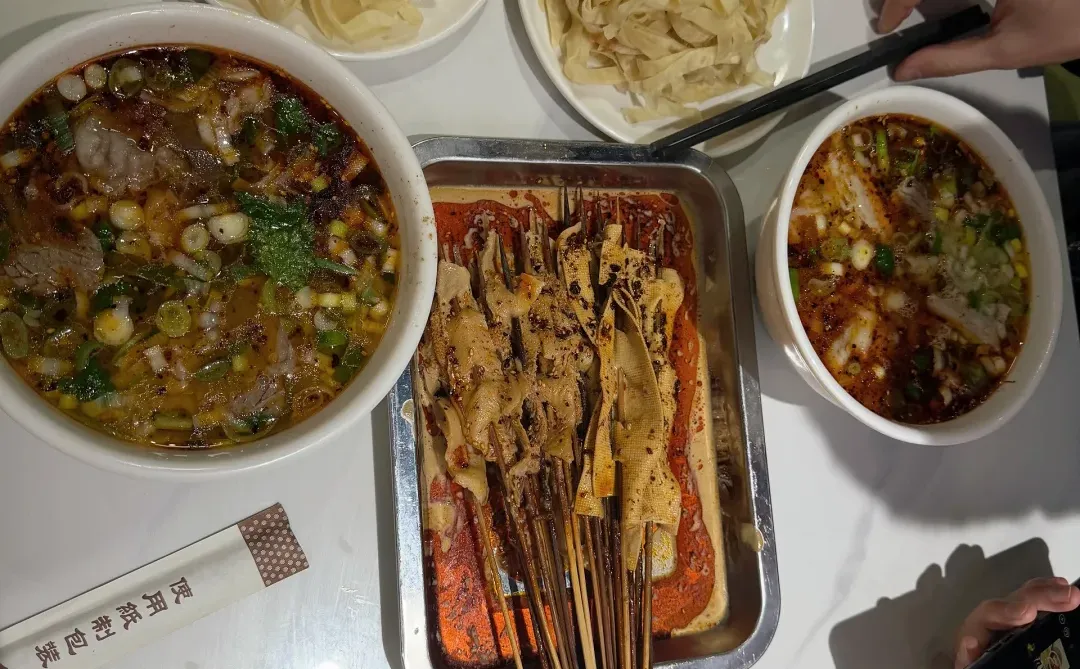 谁懂 ,洛阳人在北京喝到这碗牛肉汤的含金量