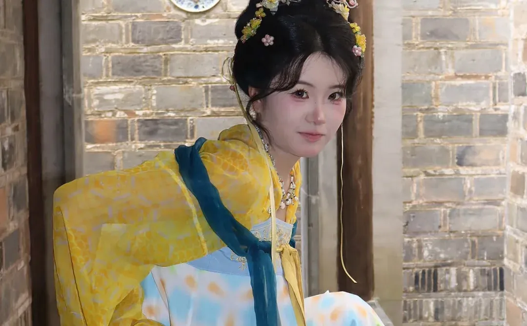 约到洛阳十三悦色汉服妆造店啦