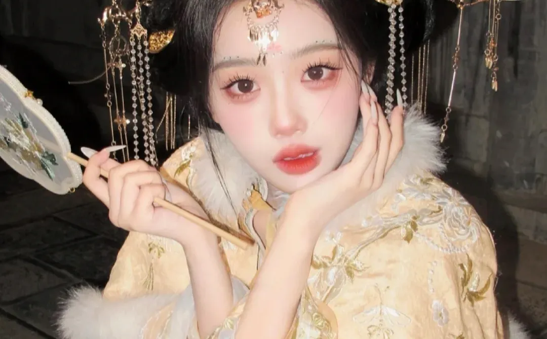 在洛阳应天门花145做妆造送摄影🌸限时价