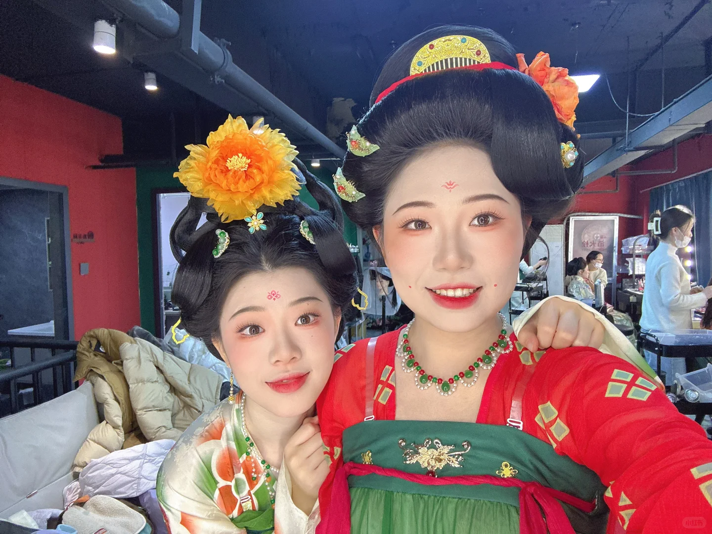 洛阳茉白写真馆