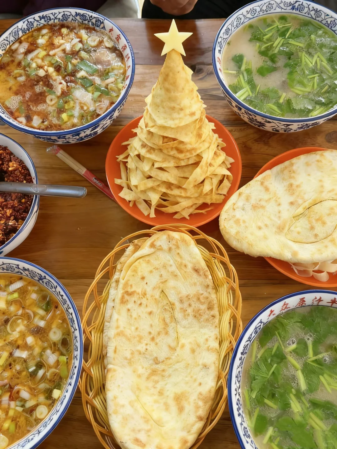 洛阳人有自己的圣诞树🎄