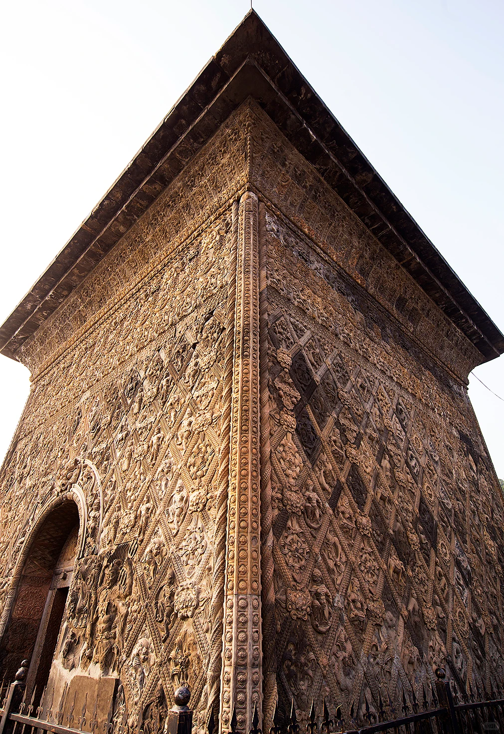 北朝尚有残月夜，曾照中原清凉秋……