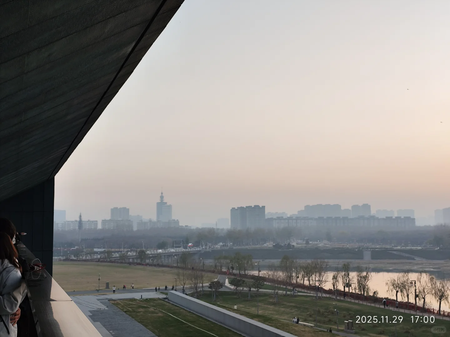 突然发现博物馆周围安阳割裂的不像一个城市