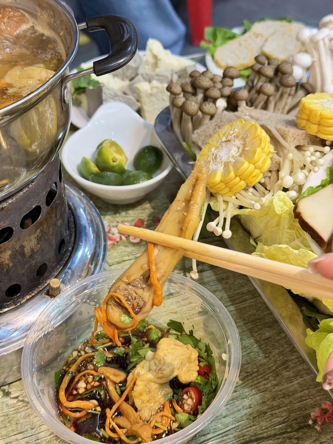 安阳椰子鸡小火锅！！座无虚席！