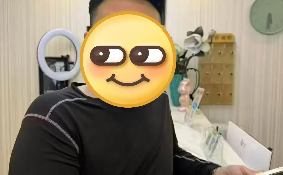 郑州男生脱发自救！这家假发工厂店让你年轻5