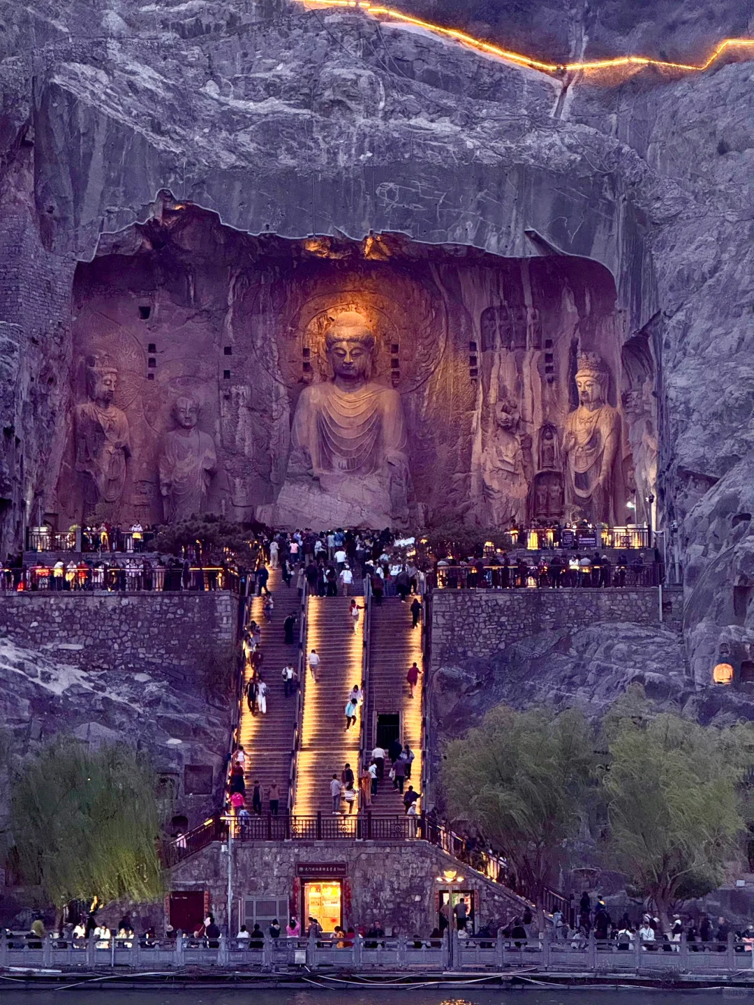 来了洛阳，怎么能错过龙门石窟的绝美傍晚！
