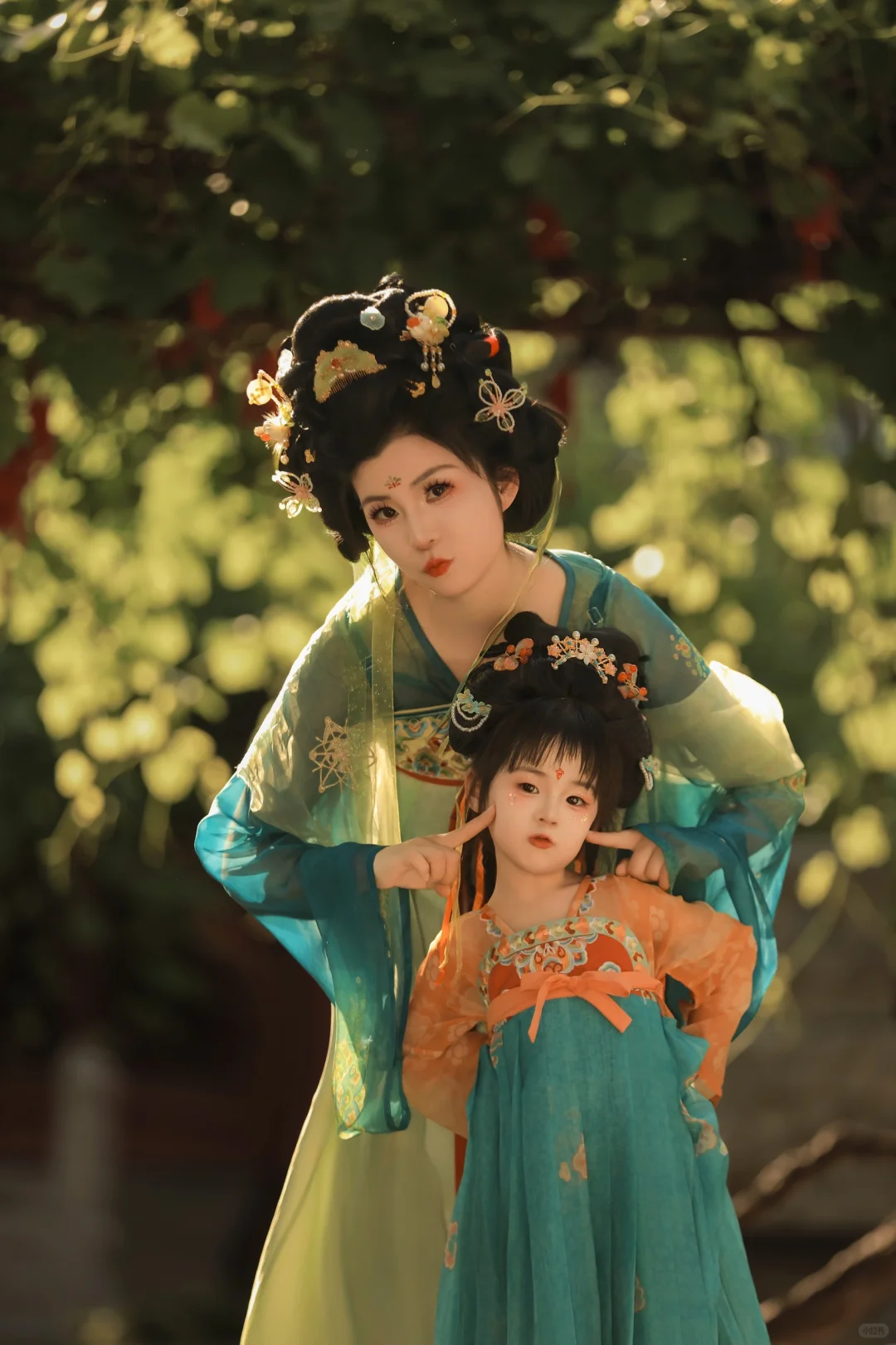 小唐风亲子照超可爱滴