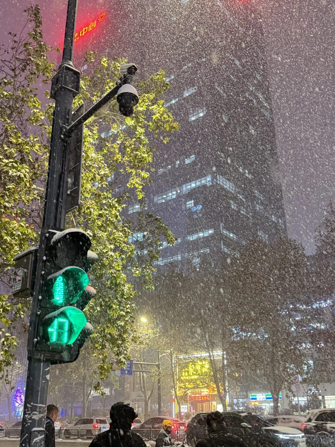 郑州的雪也太漂亮啦❄️
