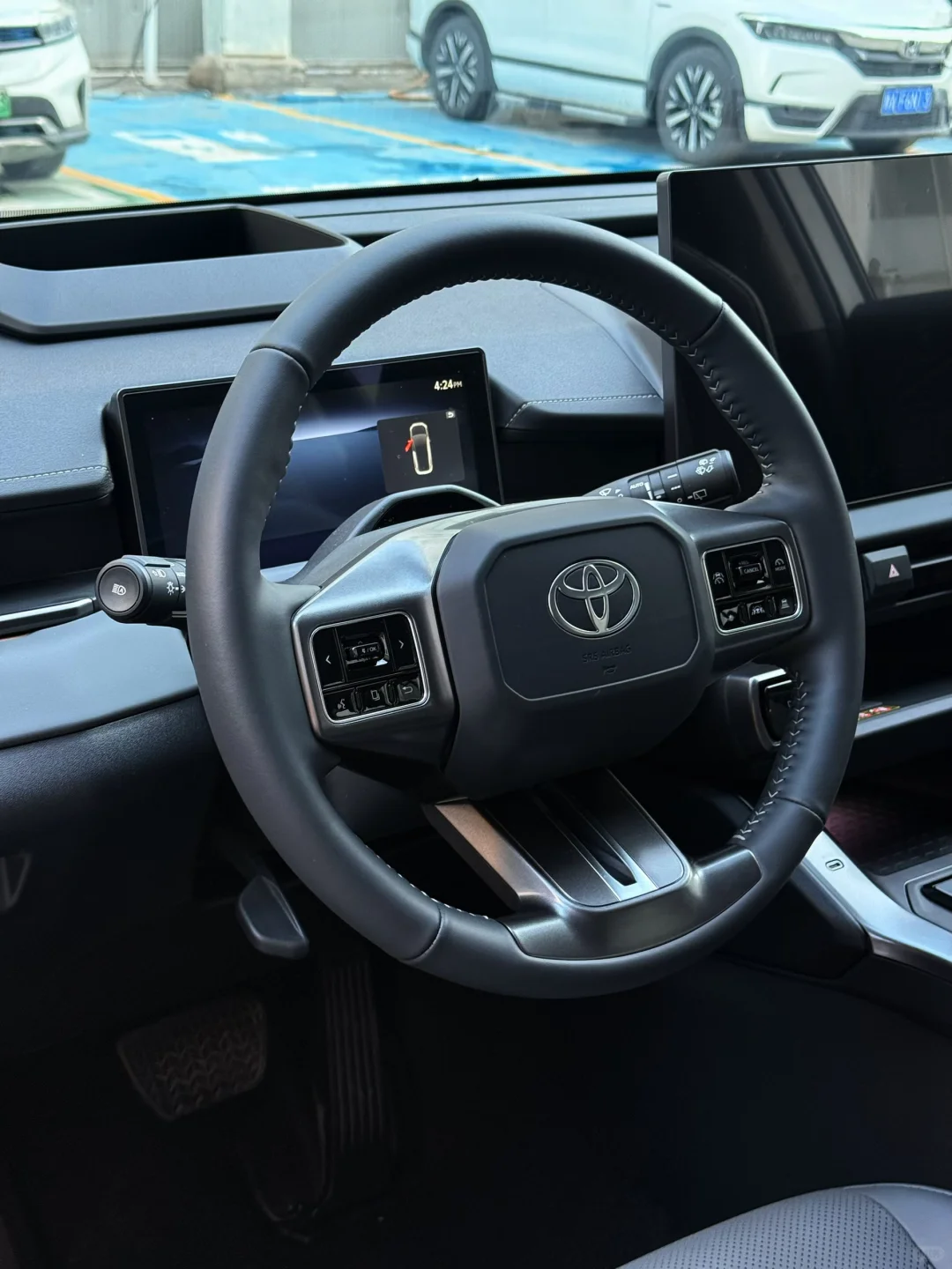 郑州首台新款威兰达已到店🚗老款余6台清库！