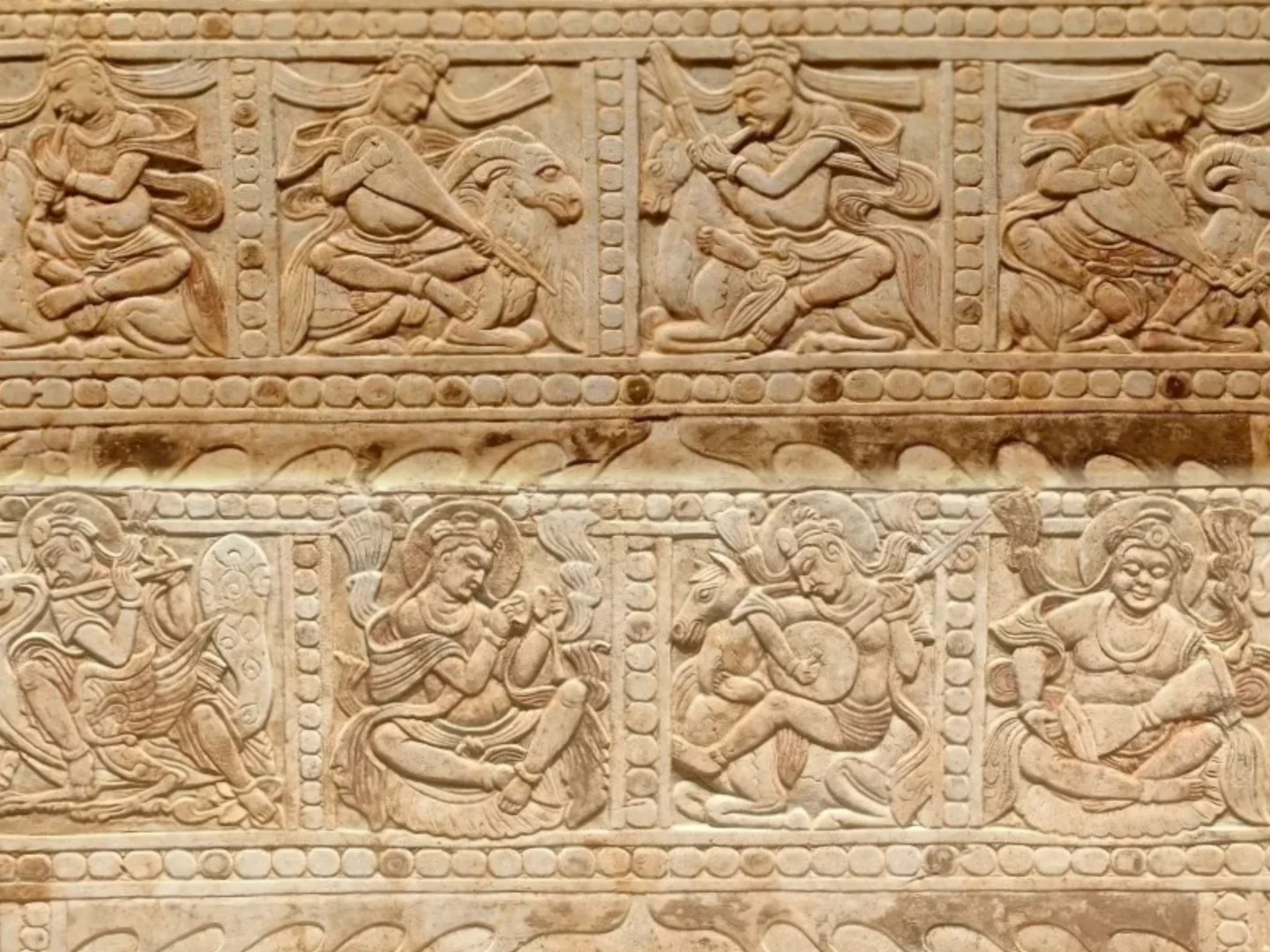 安阳博物馆隋代麴庆墓藏品