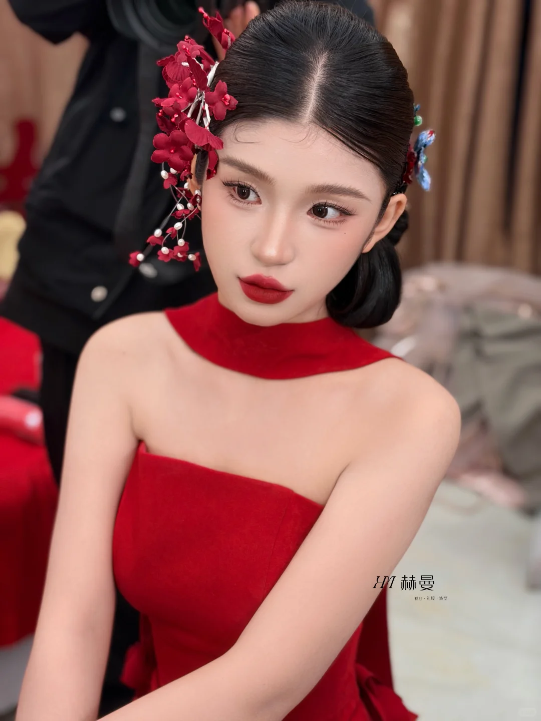 红色晨袍造型❤️真的好美呀～