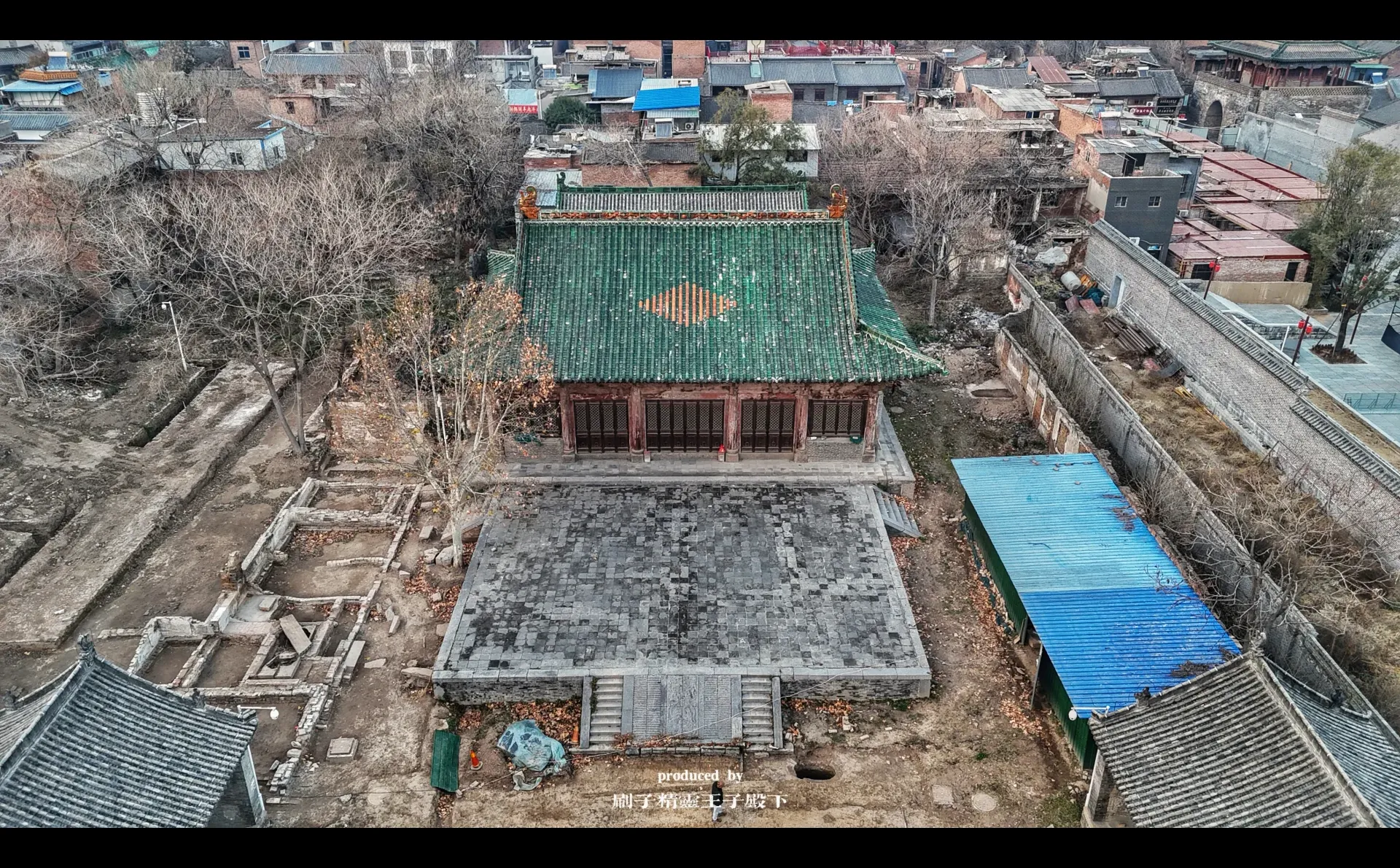 网红洛邑古城旁，洛阳国宝级古建成烂尾工地