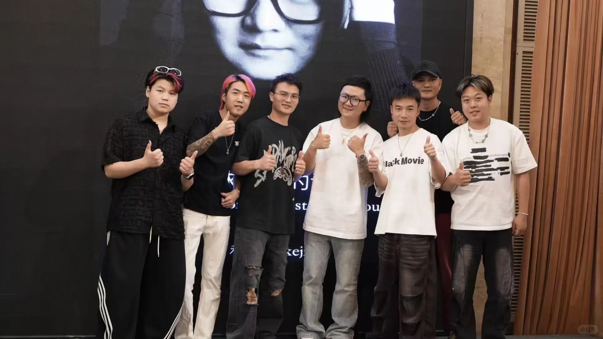 洛阳i人 社恐的 托尼