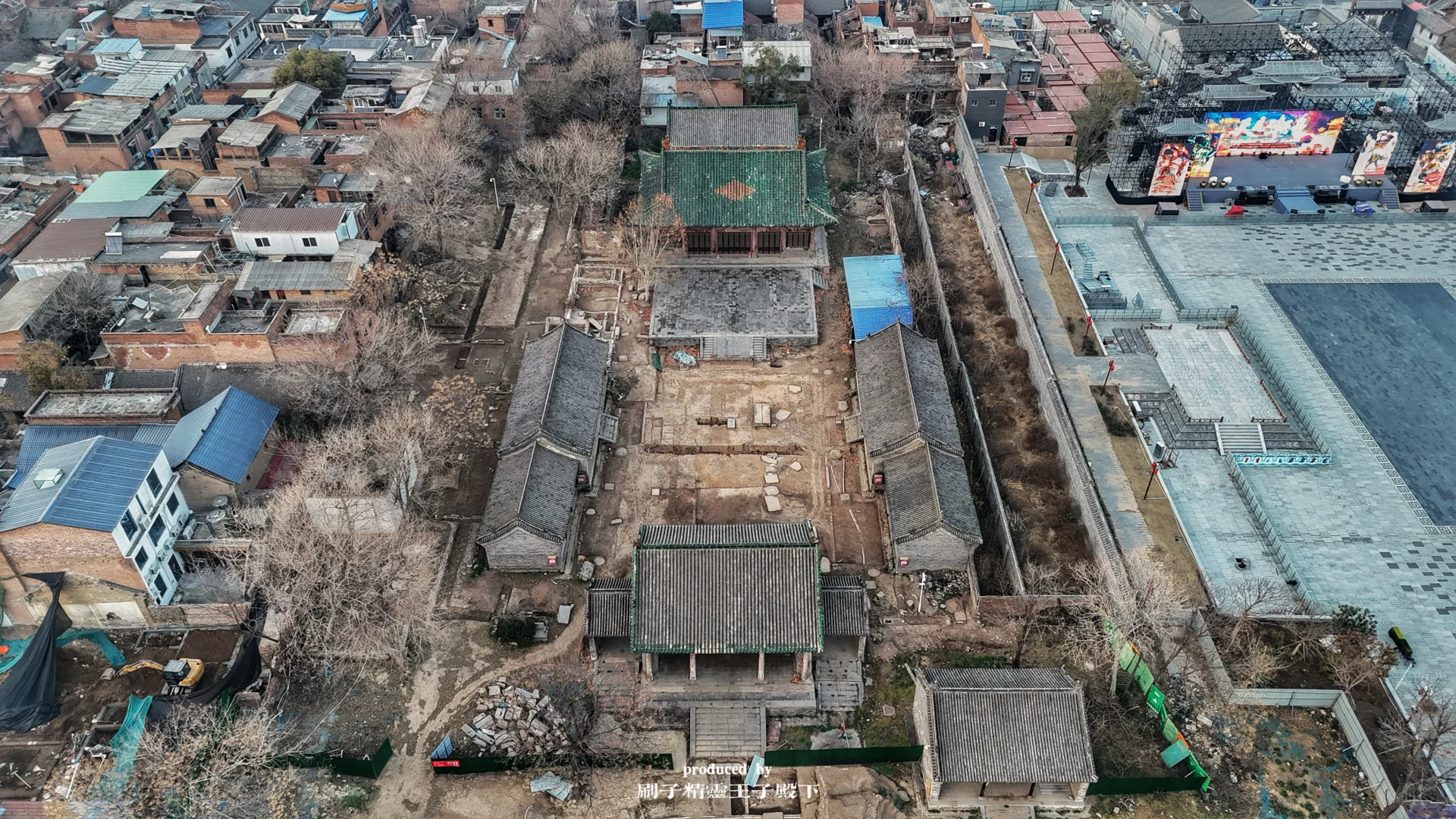 网红洛邑古城旁，洛阳国宝级古建成烂尾工地