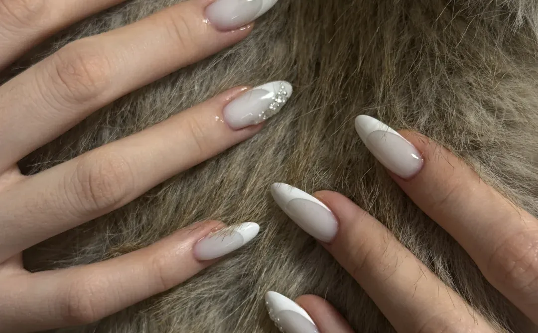 安阳美甲｜白女简约气质美甲