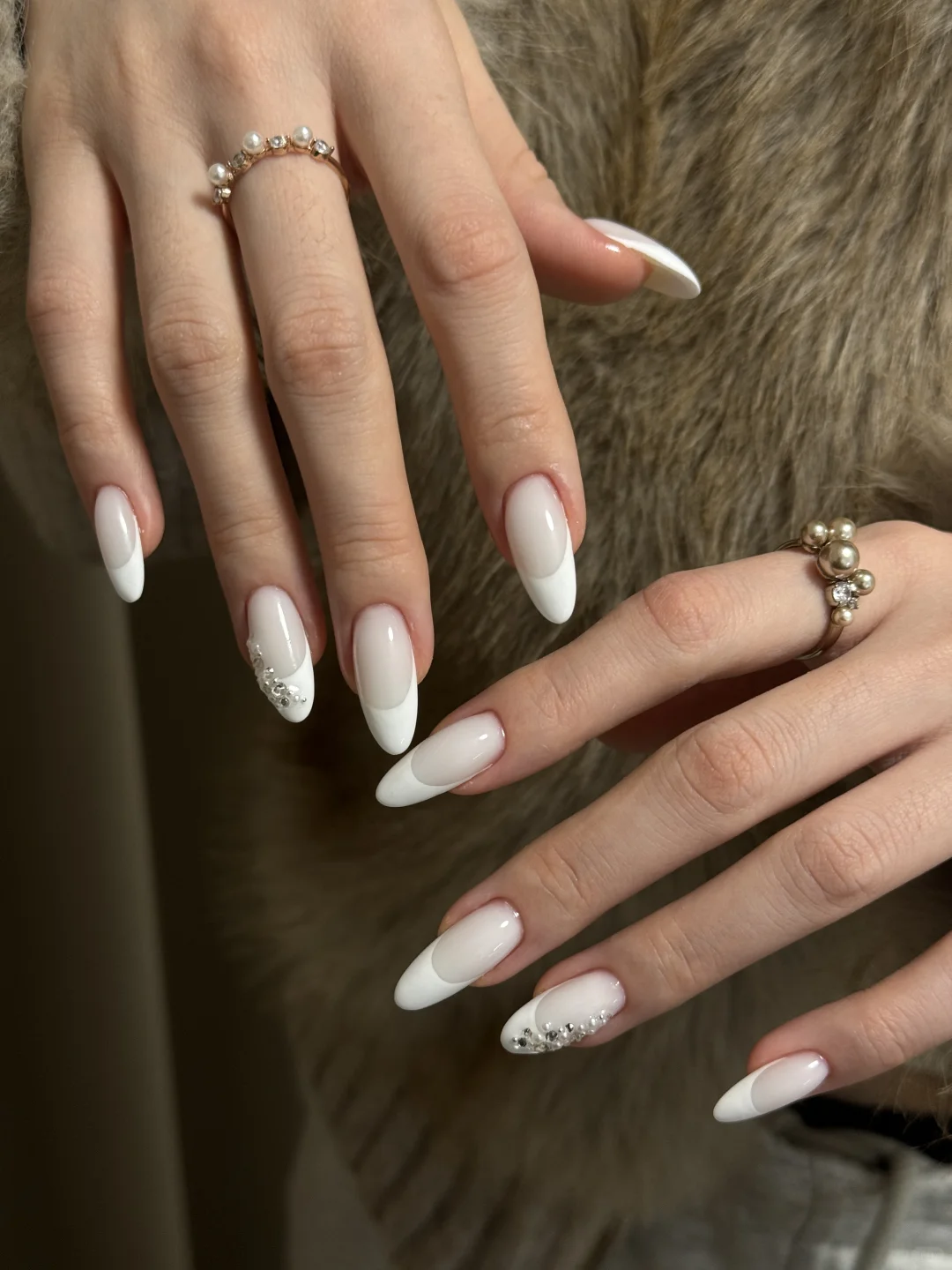 安阳美甲｜白女简约气质美甲