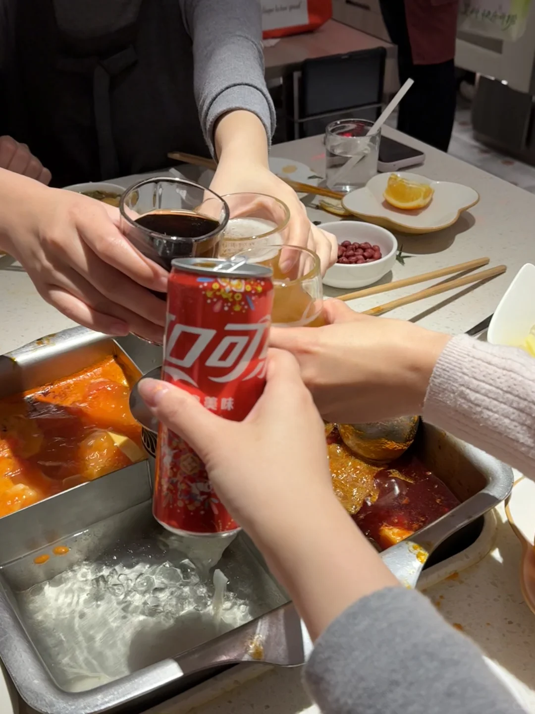 “跟所有的烦恼说拜拜~”