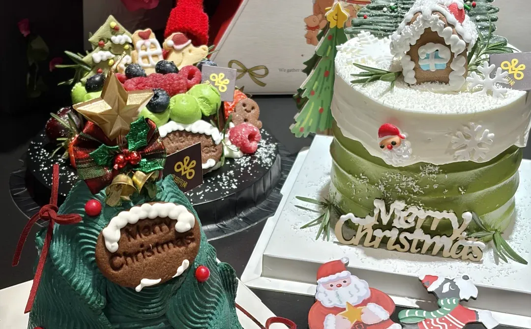 安阳！！圣诞🎄氛围已经1000000%了。。。。