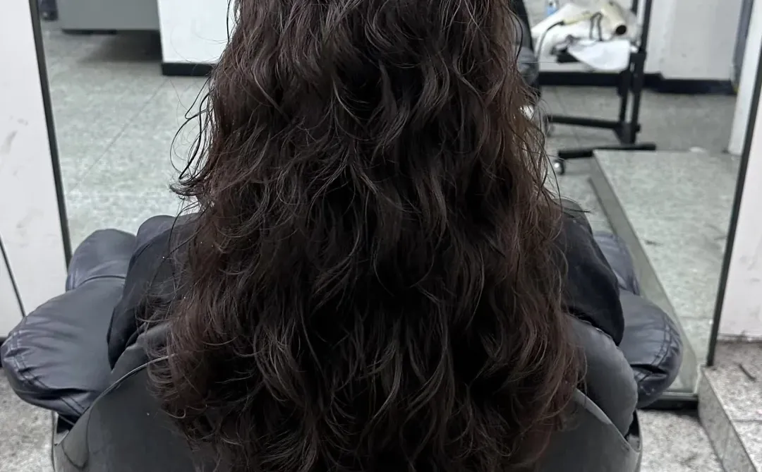 在安阳真的烫到自己喜欢的发型了哟👏