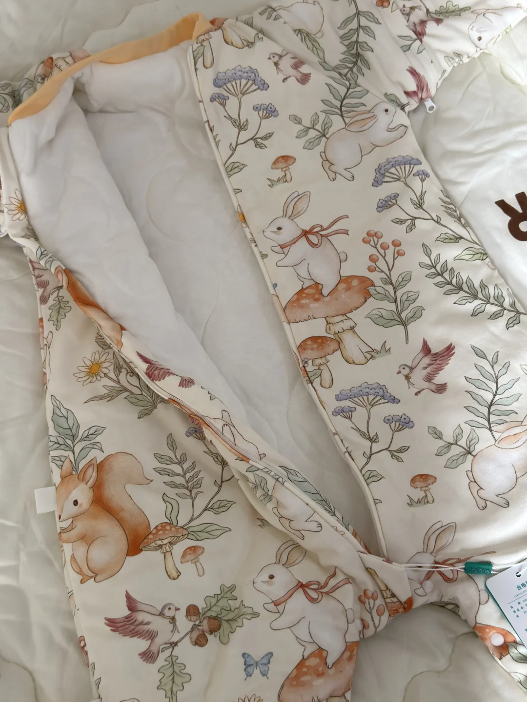 1688安阳比比湾服装，桑蚕丝睡袋