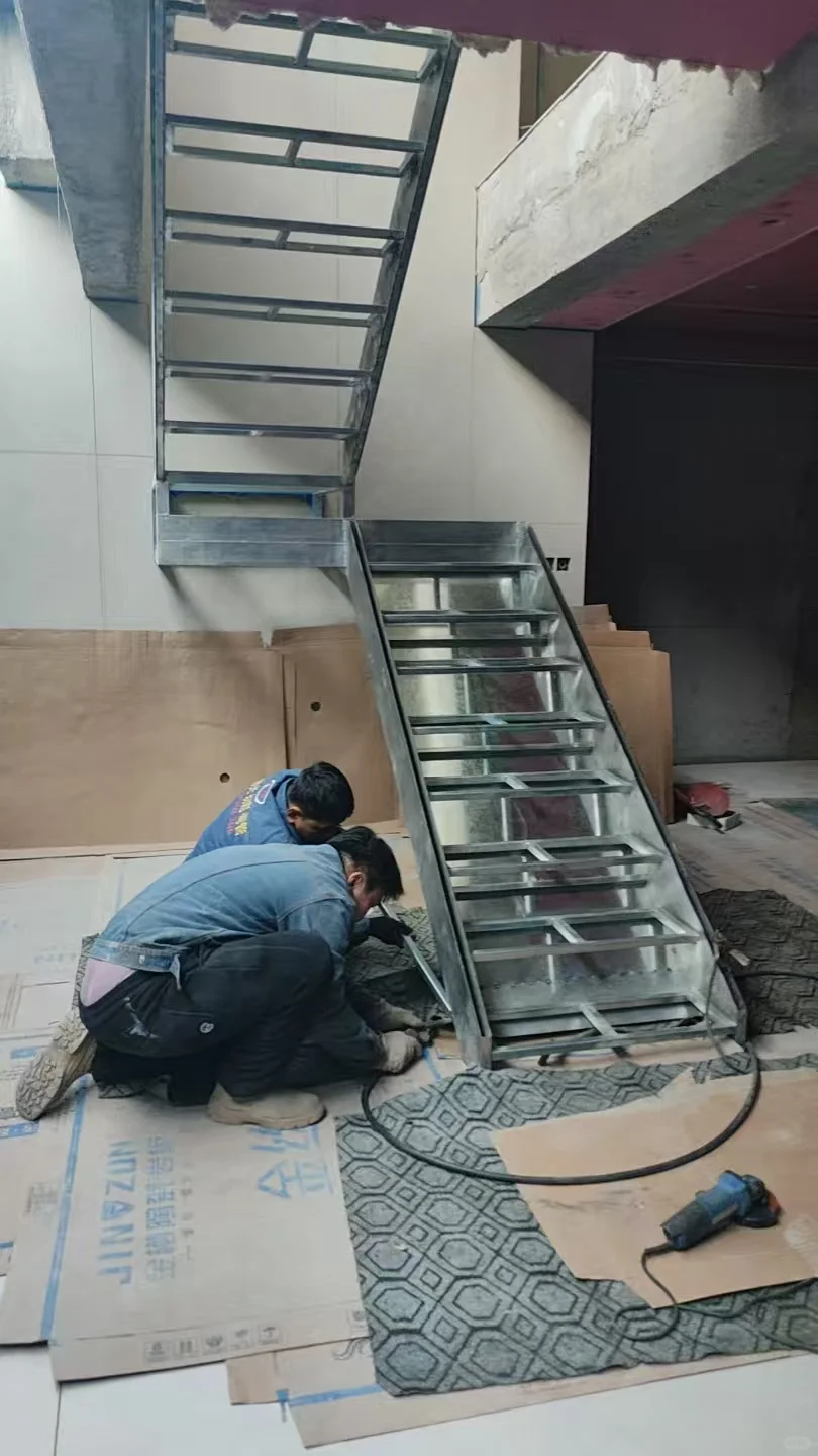 安阳商铺钢结构楼梯，高级感拉满！